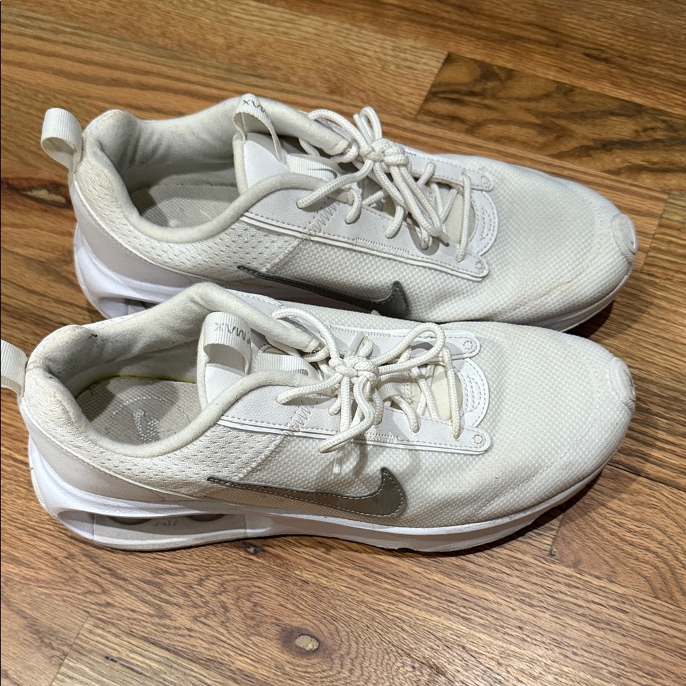Nike Cream and White Athletic Shoes